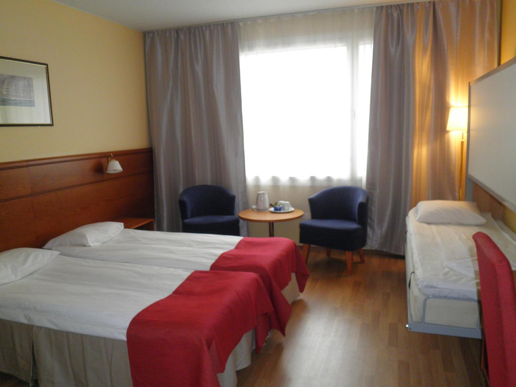 Hotel Savoy مارييهامن المظهر الخارجي الصورة